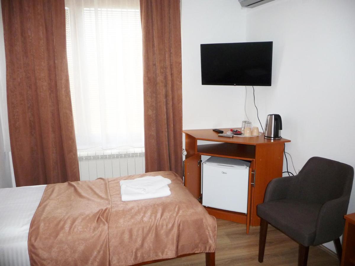 Sobe Rooms Aleksandar Ni Εξωτερικό φωτογραφία